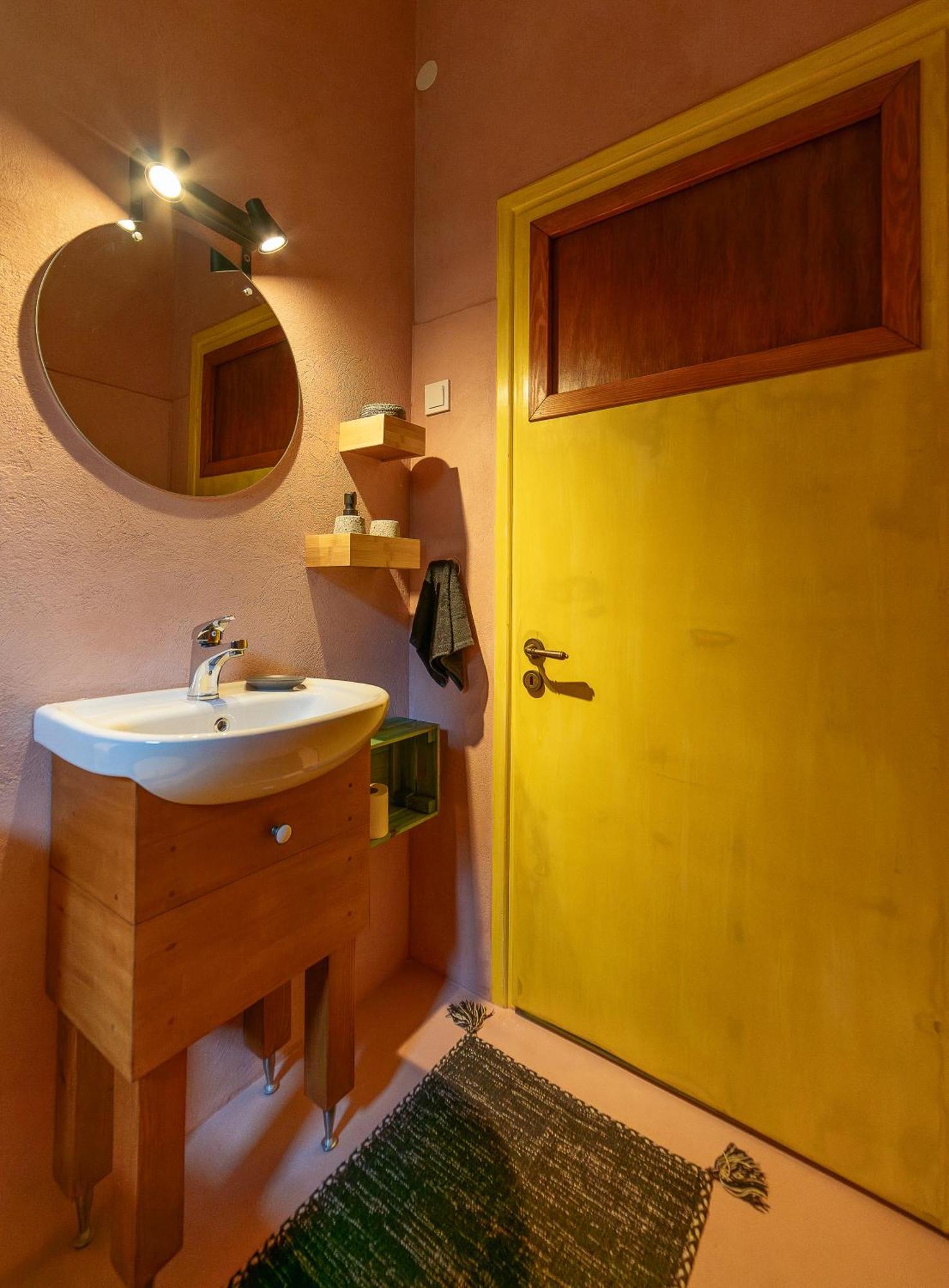 Antares Boutique Guesthouse Perama  Eksteriør billede